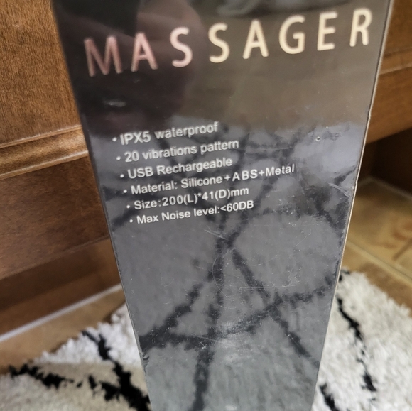 Brand New Silicone Massager USB - Picture 2 of 3